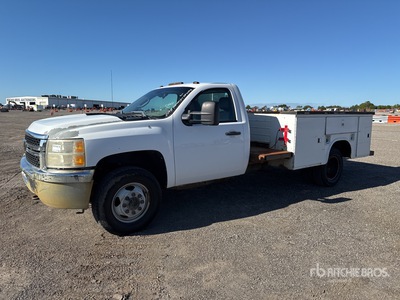 2011 Chevrolet 3500 HD 4x4 Utility Truck
