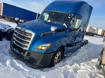2020 Freightliner Cascadia 126 6x4 T/A Sleeper Truck Tractor