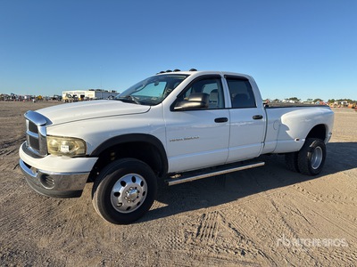 2004 Dodge Ram 3500 4x4 Crew Cab Pickup