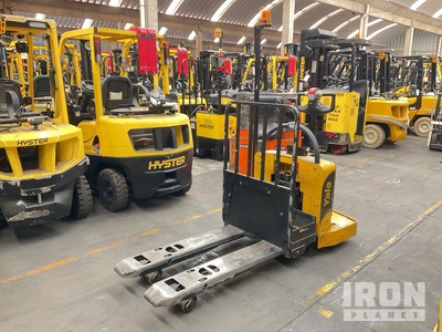 2018 Yale MPE060F 6000 lb Palletwagen