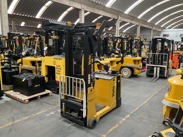 2019 Yale MC10 2200 lb Electric Pallet Jack