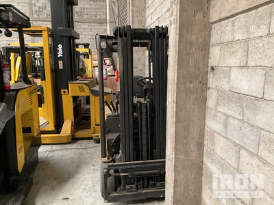 2012 Yale ERC040VT 3750 lb Elektrische heftruck (Inoperable)