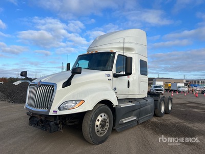 2019 International LT625 6x4 Ciągnik siodłowy T/A z kabiną sypialną