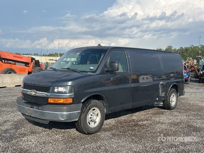 2016 Chevrolet Express G2500 Cargo Van