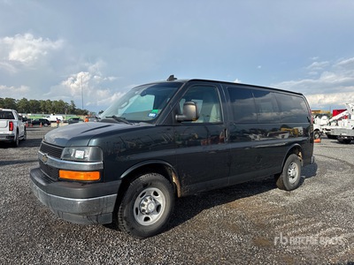 2017 Chevrolet Express G2500 Cargo Van