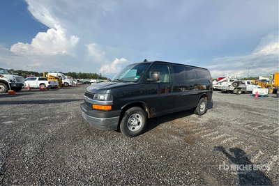 2017 Chevrolet Express G2500 Cargo Van