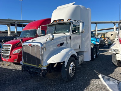 2014 Peterbilt 384 CNG 6x4 Ciągnik siodłowy T/A z kabiną dzienną (Inoperable)