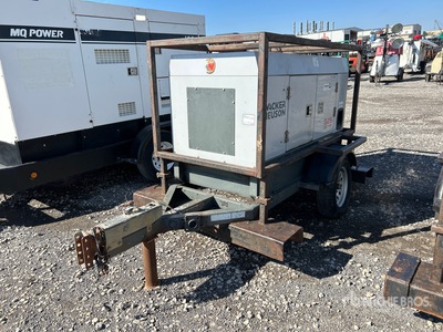 2013 Wacker Neuson G25 19.5 kW Mobile مولد