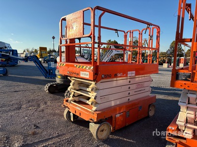2016 Snorkel S4732E Electric Scissor Lift