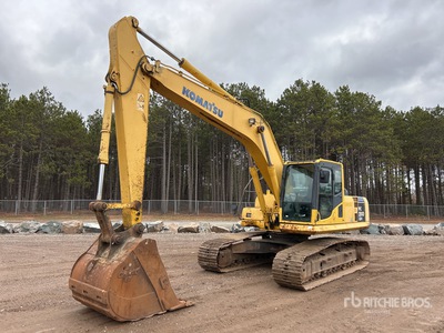 2011 Komatsu PC200LC-8 Tracked Excavator
