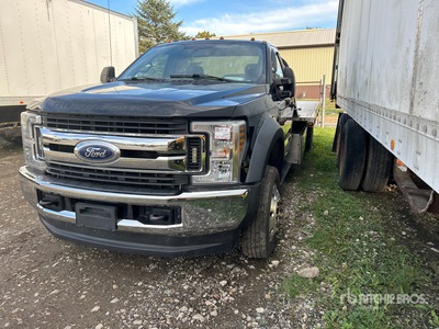 2019 Ford F-550 4x4 Rollback Truck