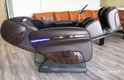 Osaki Pro Dreamer Zero Gravity Massage Chair Recliner with Heat and Speakers (Unused)