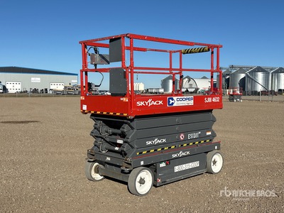 2015 Skyjack SJIII4632 Electric シザーリフト