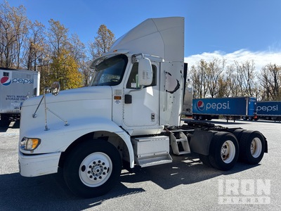 2002 International 9200 6x4 Cabeza Tractora Cabina Corta