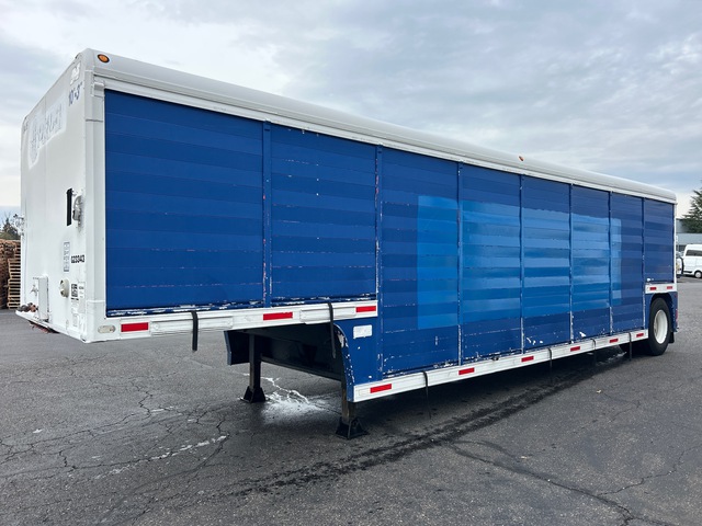 1995 Mickey 16 Bay S/A Beverage Trailer