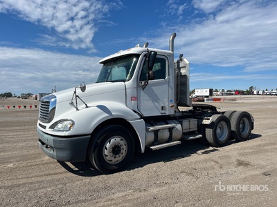 2004 Freightliner Columbia 120 6x4 T/A Dagcabine Trekker