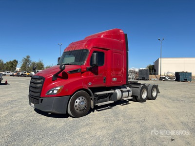 2020 Freightliner Cascadia 116 6x4 T/A Slaapcabine Trekker