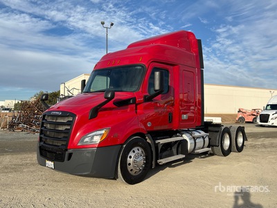 2020 Freightliner Cascadia 116 6x4 Tracteur Routier Couchette