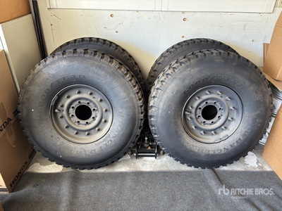 Goodyear Wrangler MT 37 x 12.50 R16.5 LT Reifen (Unused)
