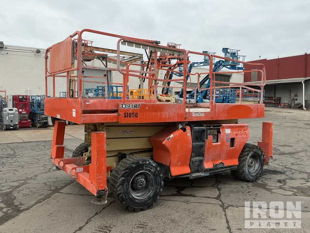 ELEVADOR TIJERA 2013 JLG 3394RT