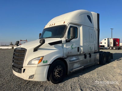 2020 Freightliner Cascadia 126 6x4 Ciągnik siodłowy T/A z kabiną sypialną