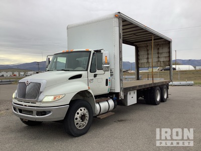 2017 International 4400 6x4 Van Truck