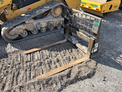 2017 Cat 48 in Skid Steer Forks