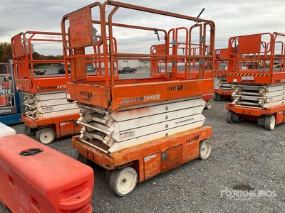 2016 Snorkel S4732E Electric Elevador de tijera