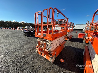 2016 Snorkel S4732E Electric Elevador de tijera