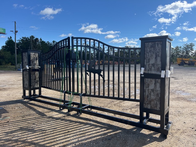 Suihe 20' Farm Iron Driveway Gate - Unused Suihe 20' Farm Iron Driveway Gate - Unused