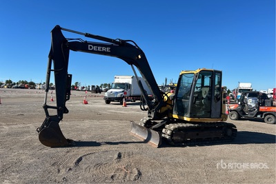 2016 John Deere 85G Escavatore cingolato