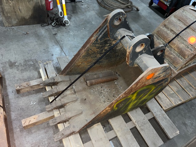 Case 24 in Digging Backhoe Rear Bucket - Fits Case