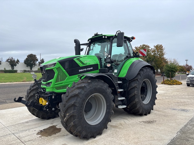 Deutz-Fahr 8280TTV 4WD Tractor