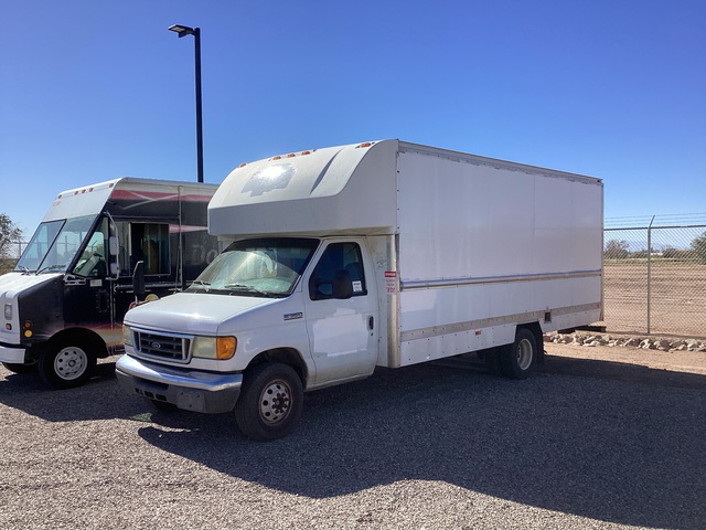 2007 Ford E-350 Van Truck