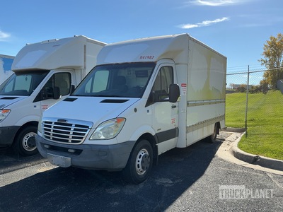 2011 Mercedes-Benz Sprinter 4x2 Step Van