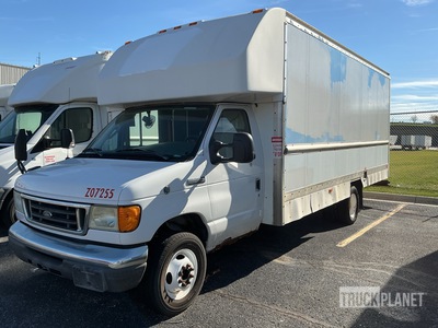 2007 Ford E350 4x2 Kastenwägen