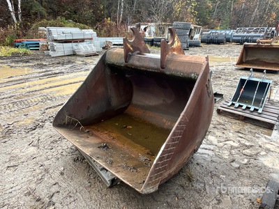 Destec 64 in Q/C Cleanup Excavator Bucket