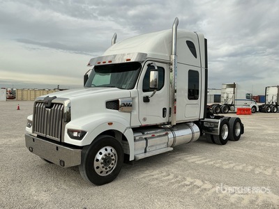 2022 Western Star 49X 6x4 Tracteur routier couchette