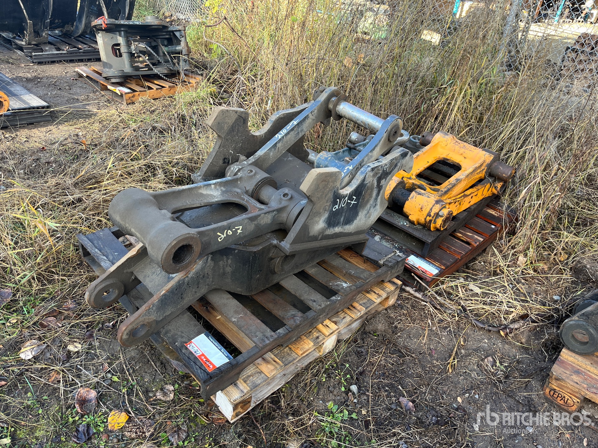 Quantity of (2) Pallets of Hyundai Excavator Linkages