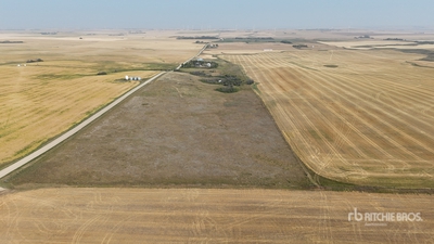 Trochu, AB SW 11-33-24-W4 17.91 +/- Acres on Title Pasture Land