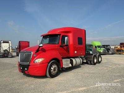 2020 International LT625 6x4 Cabeza Tractora Cabina Dormitorio