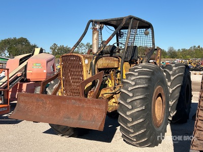 John Deere 440 4x4 Disboscatore