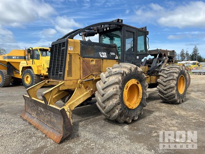 2010 Cat 525C 4x4 Disboscatore