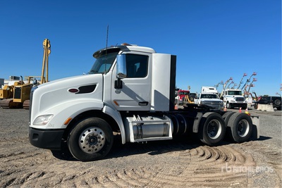 2017 Peterbilt 579 6x4 T/A Day Cab Truck Tractor