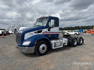 2017 Peterbilt 579 6x4 تراكتور شاحنة نهارية (ثنائية المحور)