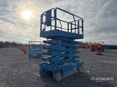 2013 Genie GS-3246 Electric Scissor Lift