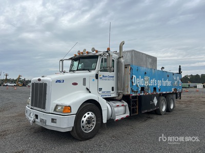 2007 Peterbilt 385 6x4 Fuel and Lube Truck