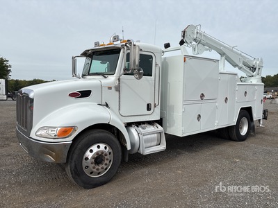 2006 Peterbilt 335 4x2 Camion de service