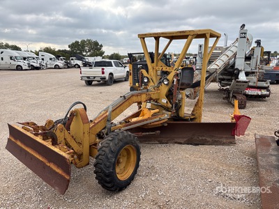 120 in Motor Grader Cab and Blade Równiarka o sterowaniu burtowym