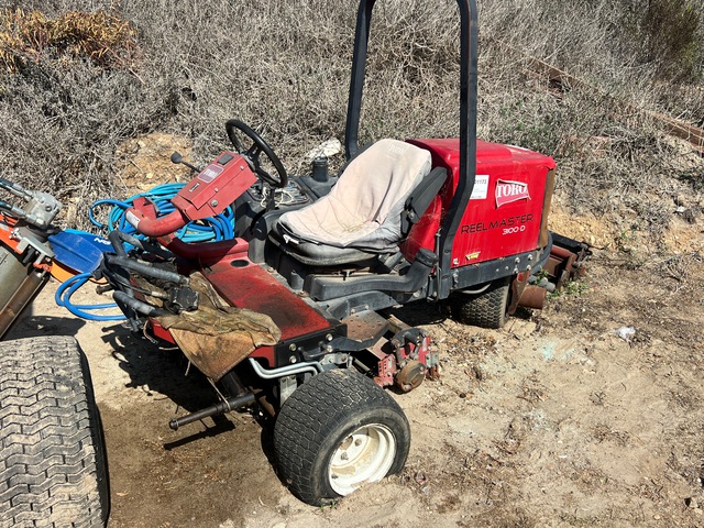 Toro ReelMaster 3100D Ride-On Lawn Mower
